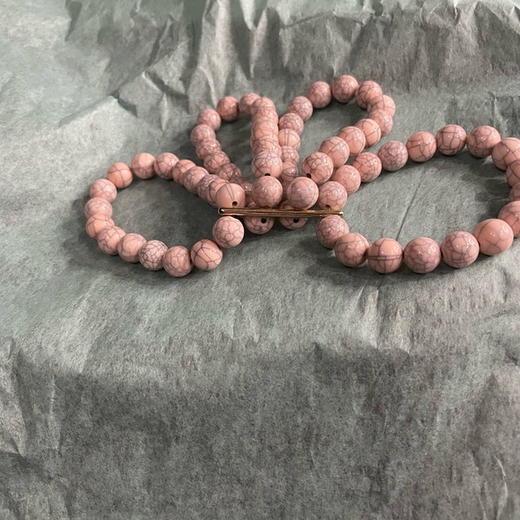 Synthetic Turquoise Beads Strands, Dyed, Round, Lavender Blush - Picture 3 of 3